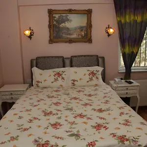Yesim Suites Bed and breakfast