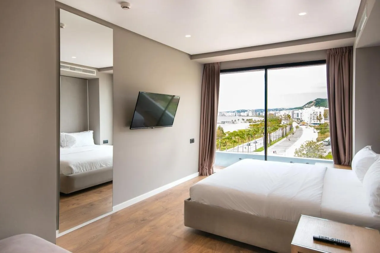 Yacht Hotel Vlorë Albania